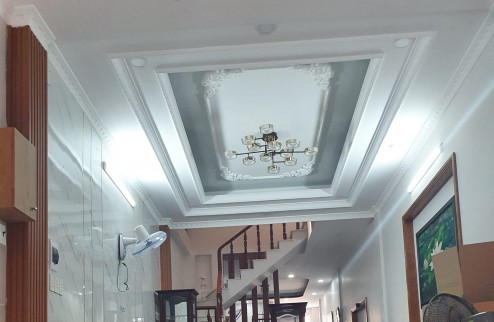 Nhà Trịnh Đình Trọng Hẻm Tải 10M, Phú Trung, TP  50m2x4 Tầng, Nhà Đẹp Ở Ngay, Vị Trí Trung Tâm, Giá Rẻ Chỉ 5.5 Tỷ